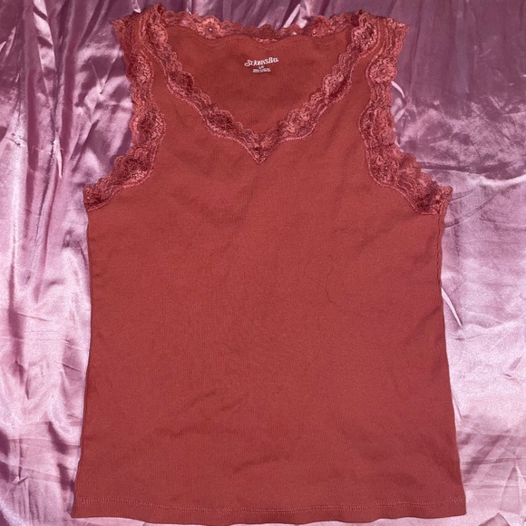 St. John's Bay women's lace-trim tank top - Picture 1 of 2